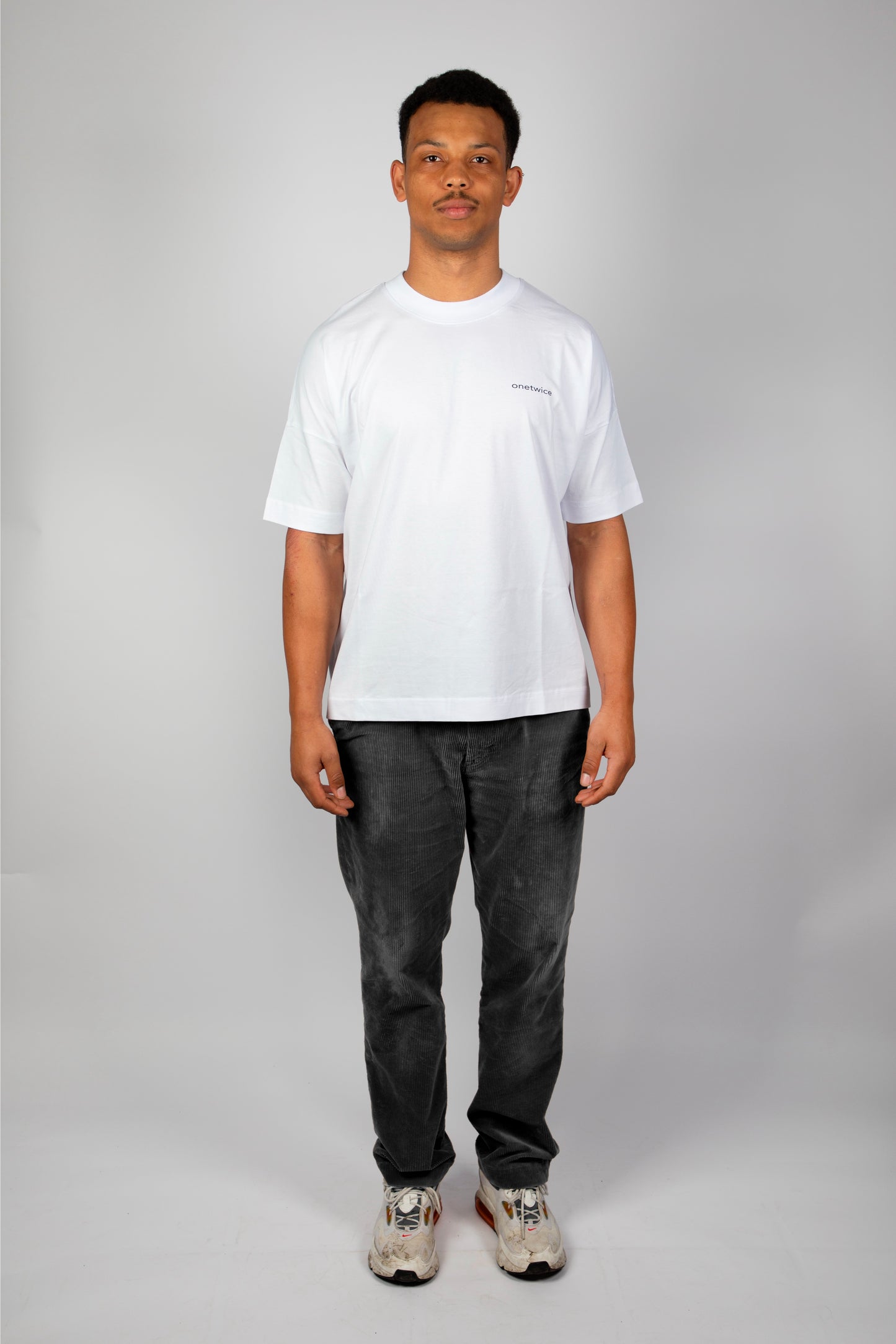 Everywhere anywhere - Unisex Oversized T-Shirt